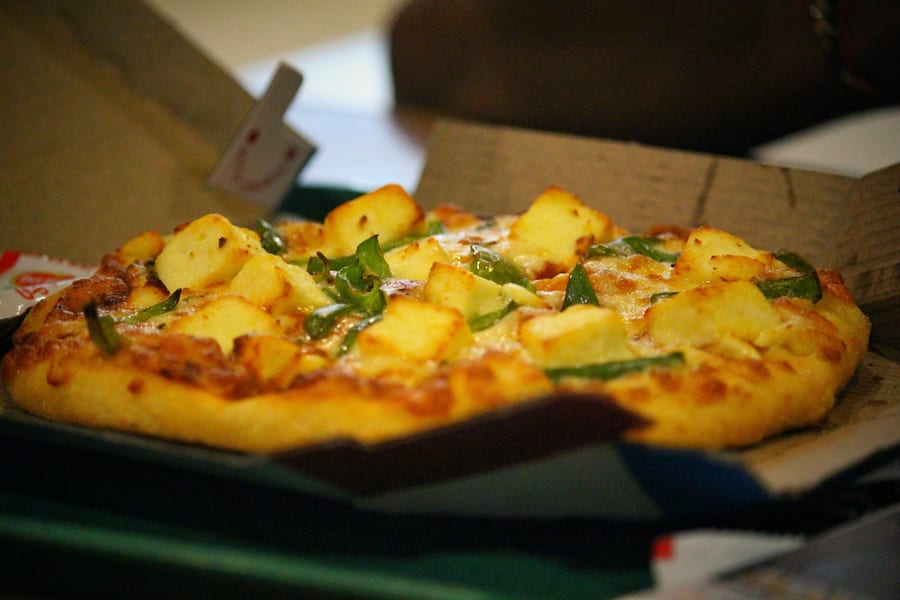 Tandoori Paneer Cheese Burst Pizza
