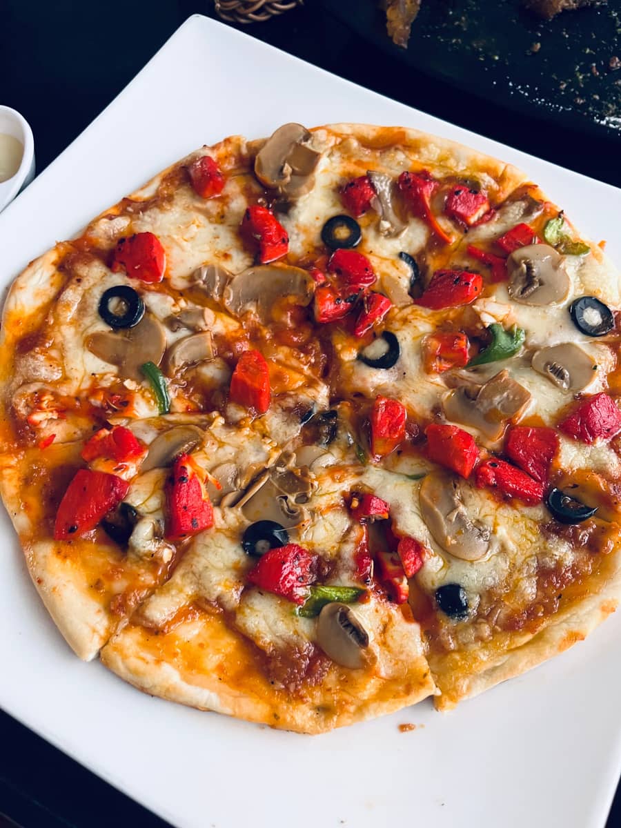BARBEQUE VEGGIE (6 inches) PIZZA