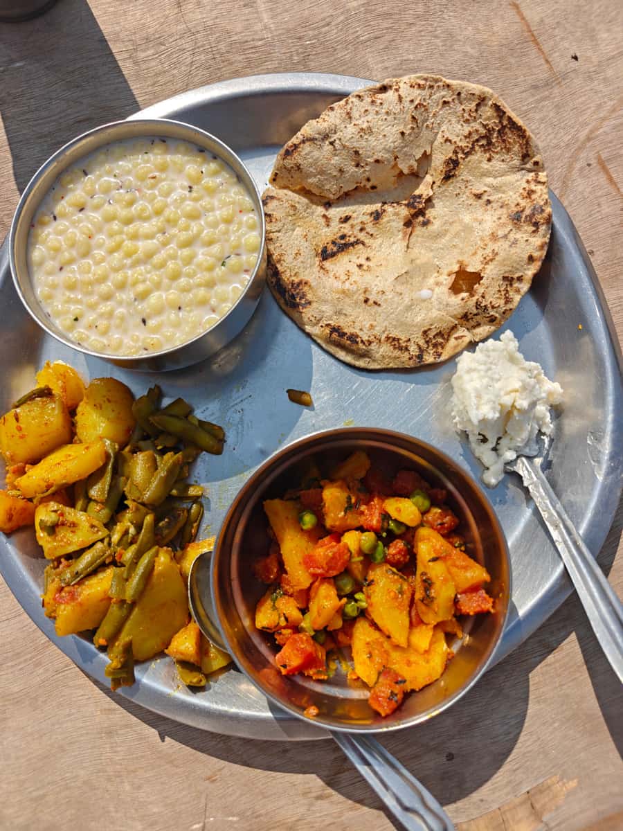 Fix Gujarati Thali Lunch