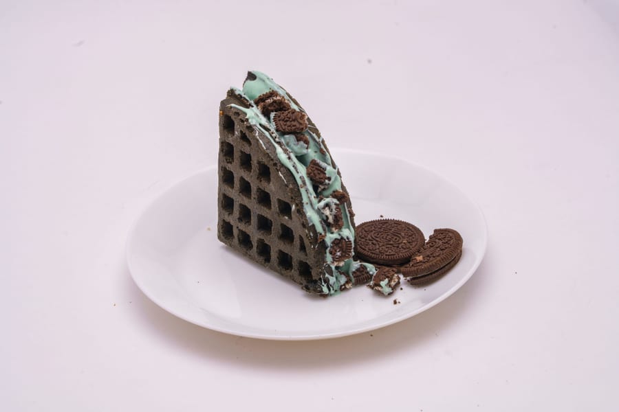 Single Layer Cookie & cream Oreo waffle