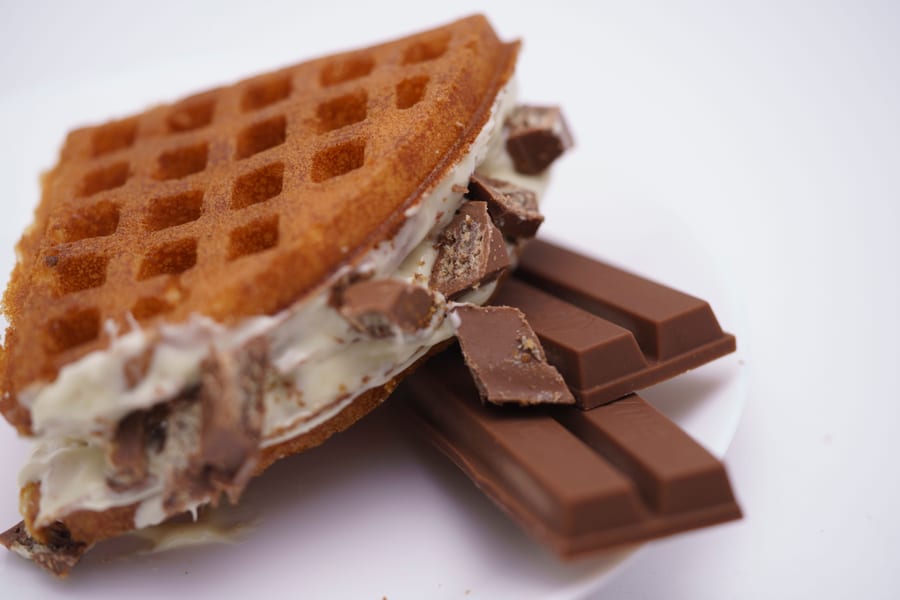 KITKAT WAFFLE