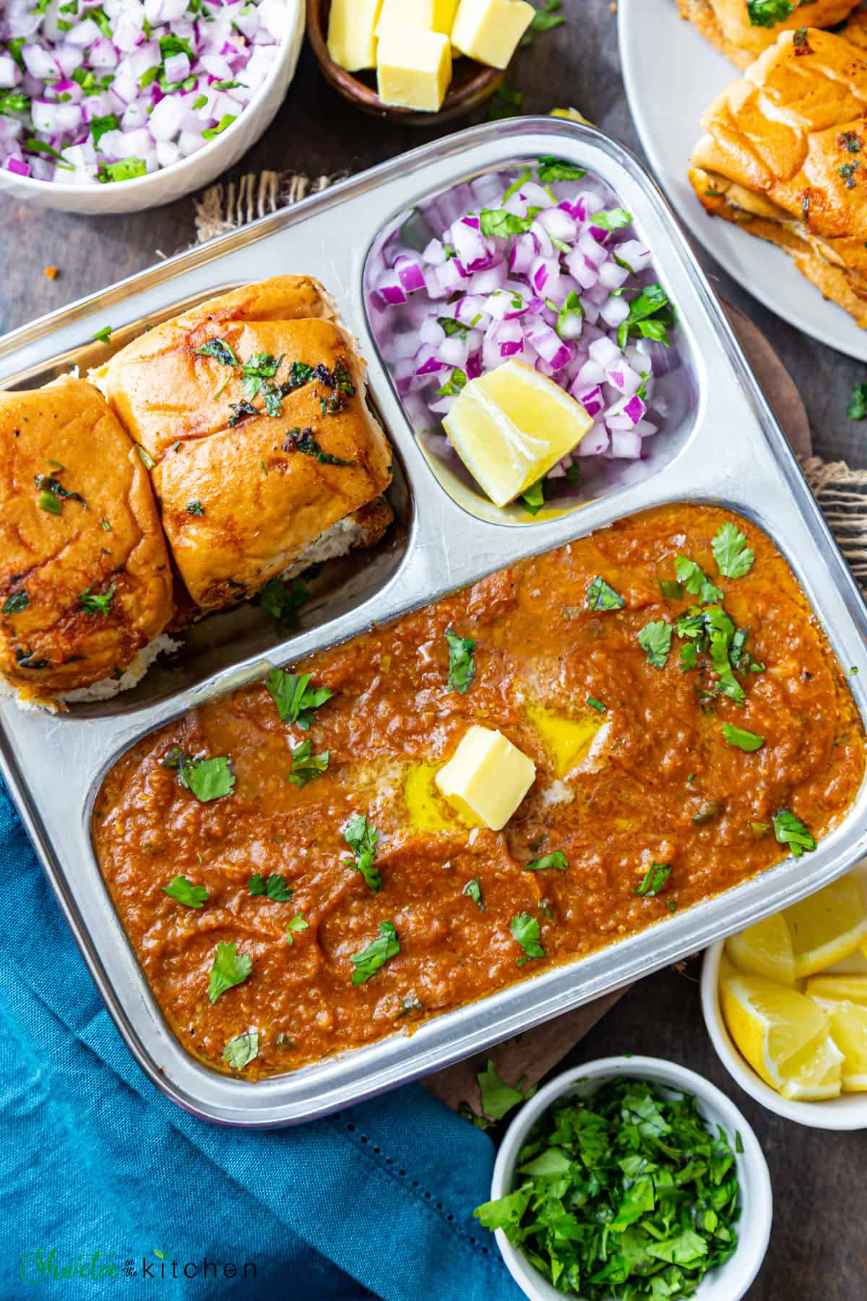 Pav Bhaji (पाव भाजी)