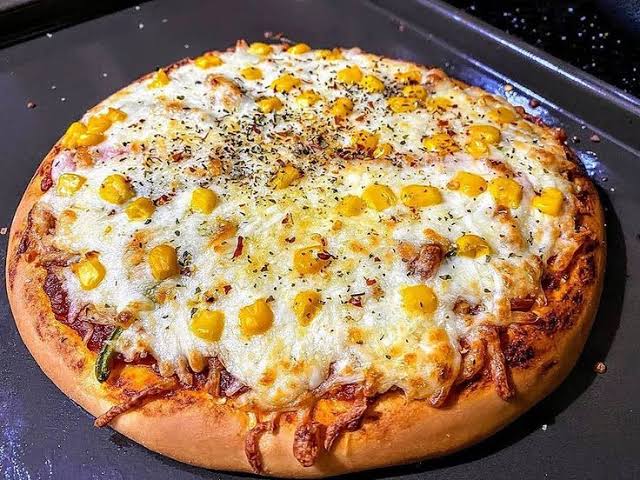 Cheese Corn Pizza (Medium) (चीज कॉर्न पिज़्ज़ा (मीडियम))
