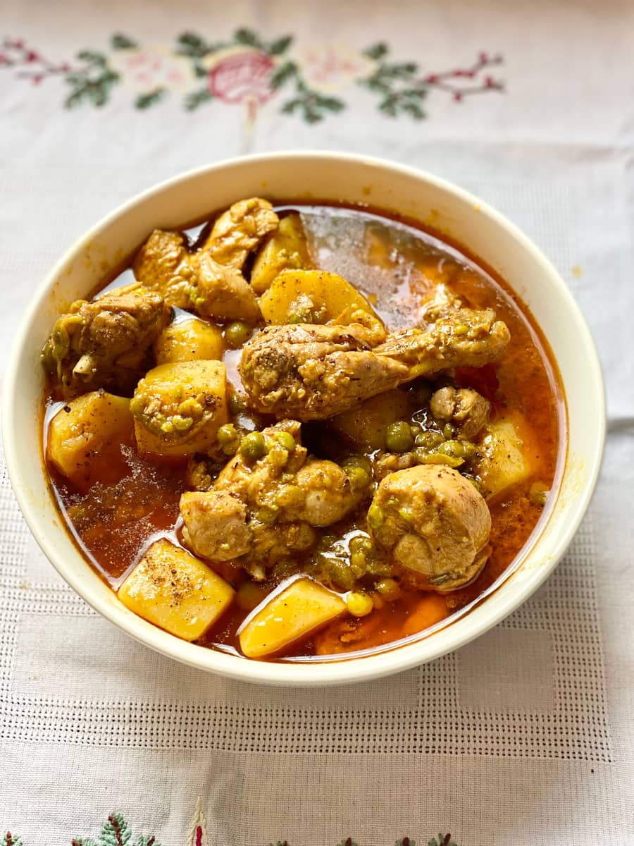 Chicken Curry H (8pc)