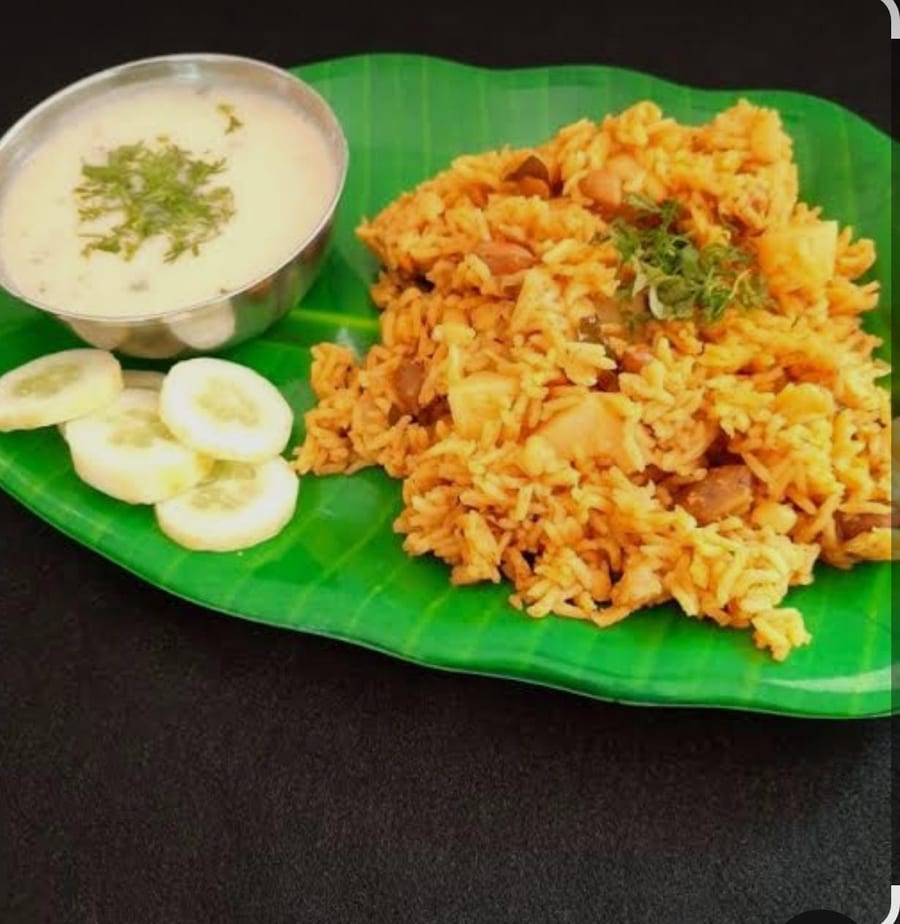 Kadi Khichadi Full Plate