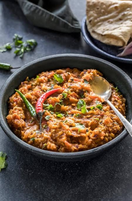 बैगन भरता (फूल)