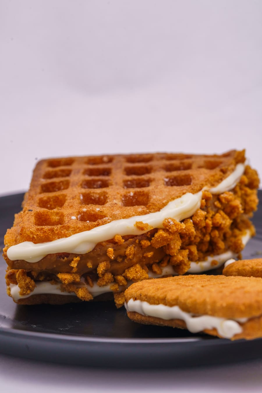 Crunchy Oreo waffle (Sandwich)