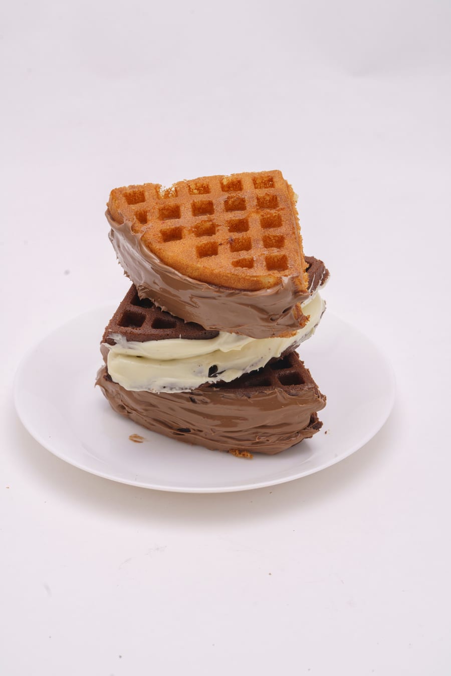Dark & White waffle(Sandwich)