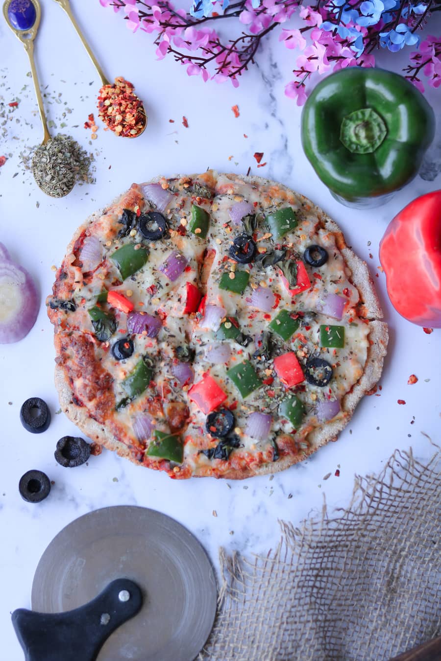 Onion pizza