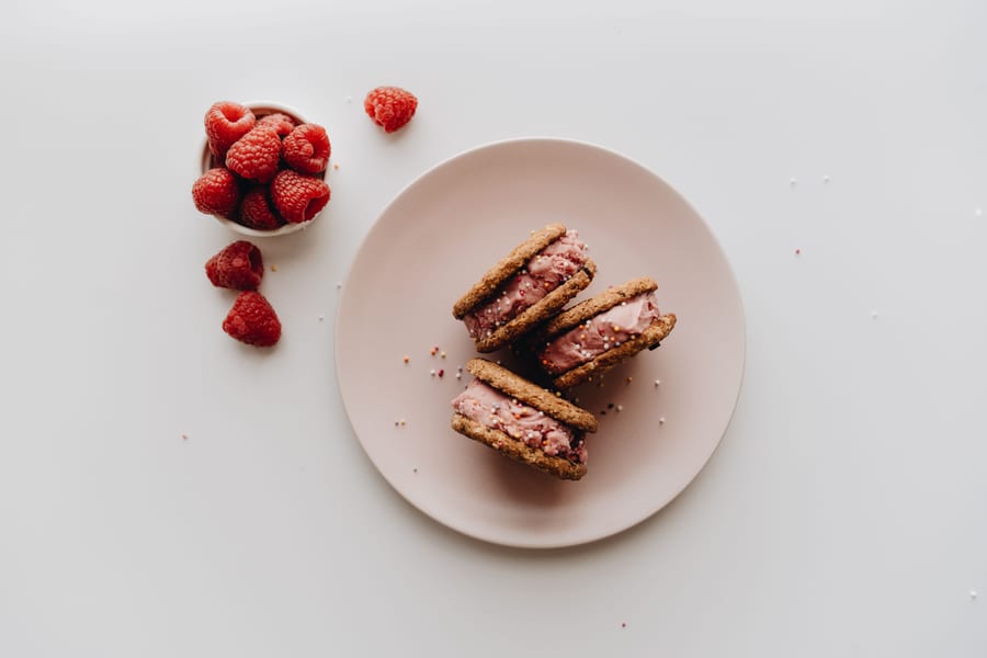 Raspberry Sandwich
