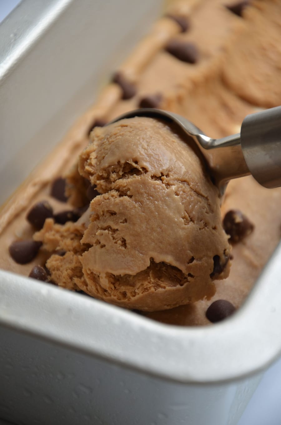 Chocotale Chips ice cream (चॉकलेट चिप्स)