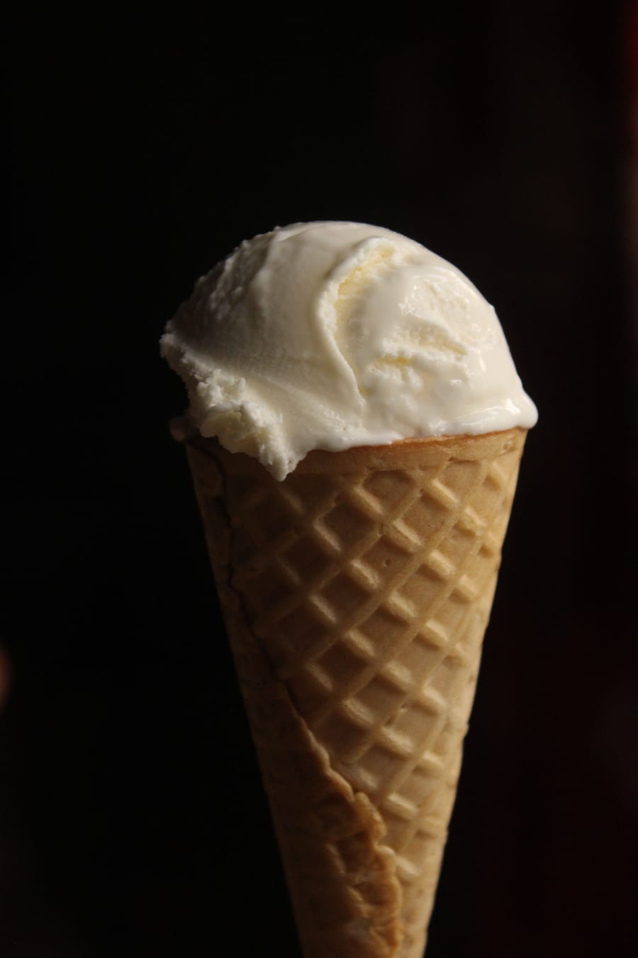 Black Current ice cream (ब्लैक करंट)