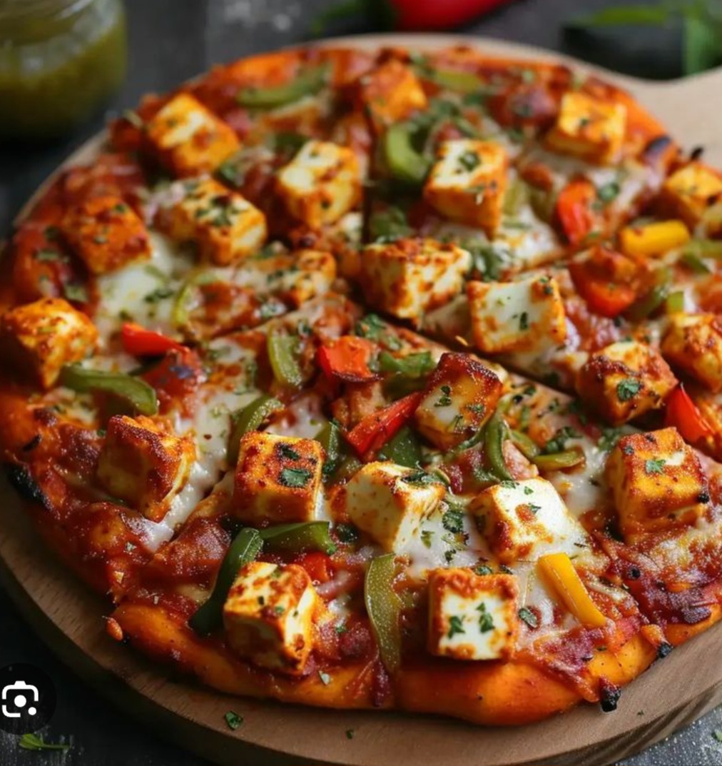 Peppy Paneer Pizza (Small)