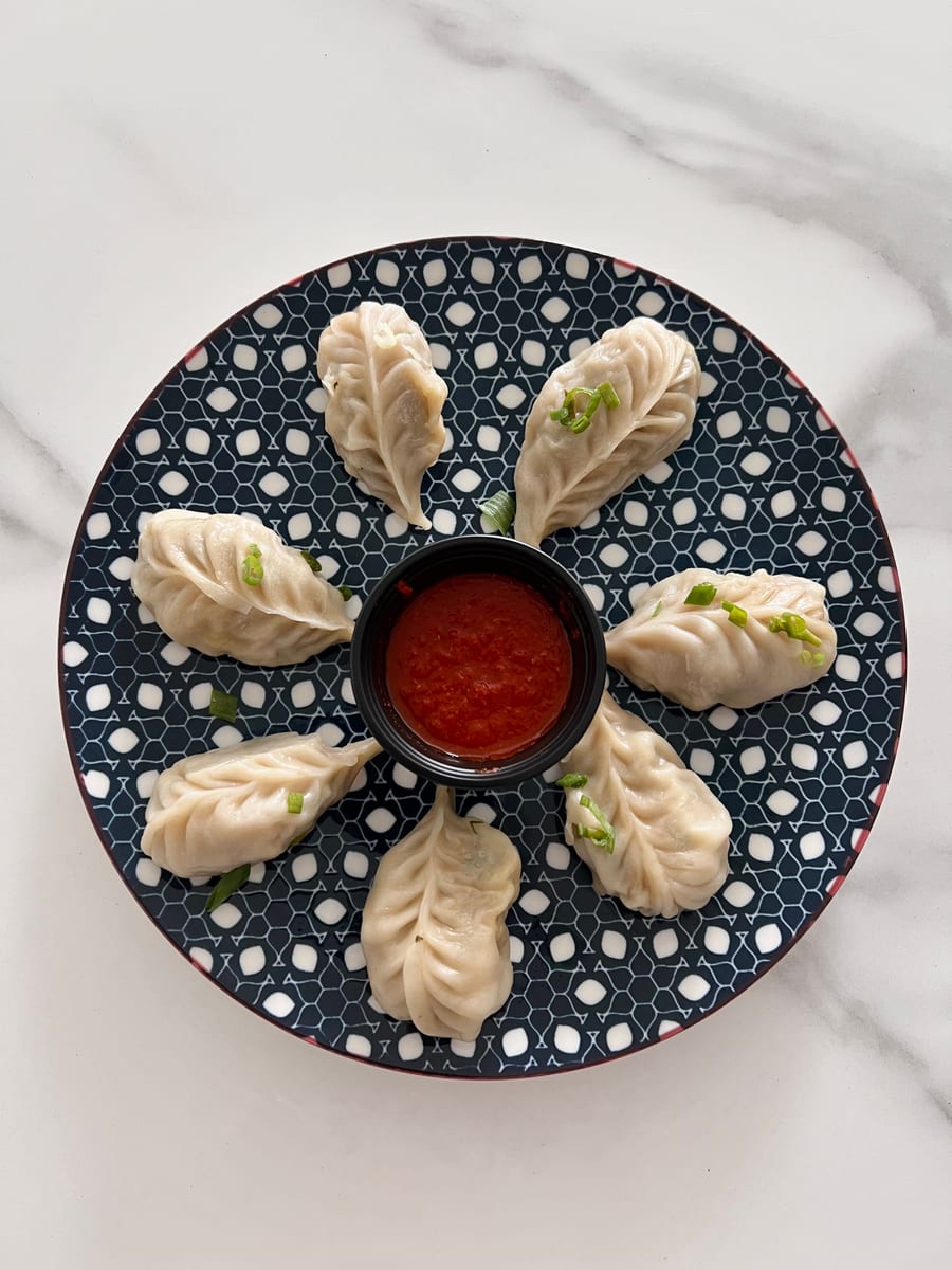 Schezwan Momos (6pc)