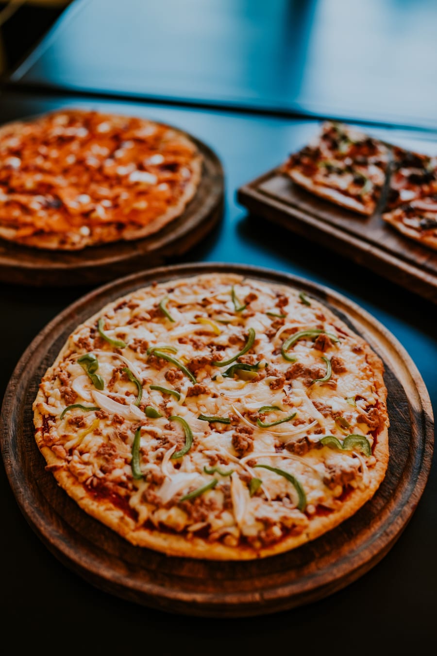 SPICY DELUXE VEGGIE PIZZA
