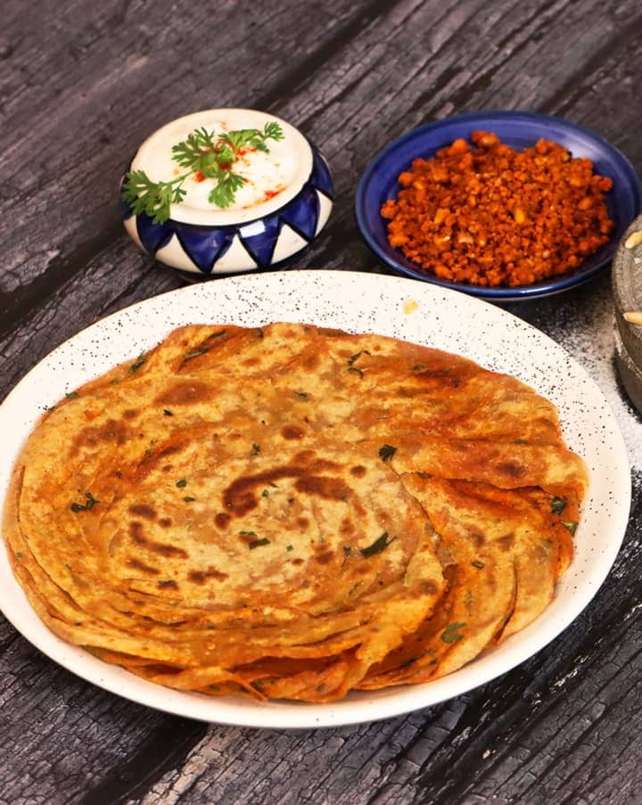 मसाला लच्छा पराठा