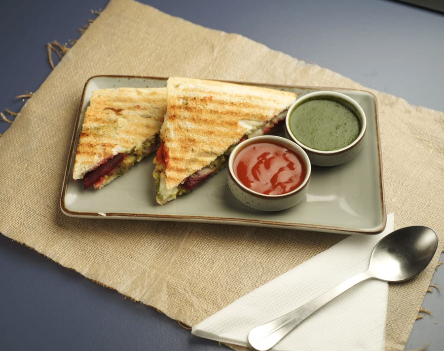 Mayo Cheese Chutney Sandwich